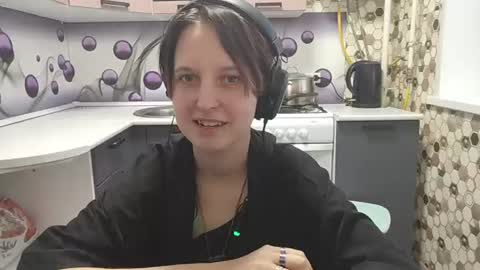 Sara online show from June 27, 5:40 pm