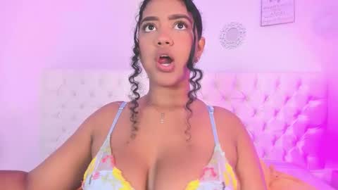 Sharlot online show from February 20, 1:55 pm