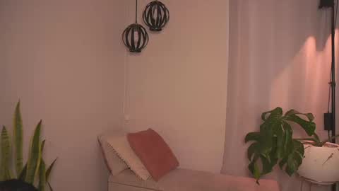 Sharlotte online show from March 14, 9:53 pm