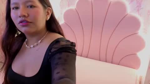 Snapshot of sharon_curvvy chatting on October 6, 3:26 am Sharon Curvvy online show from October 6, 3:26 am
