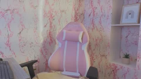 Snapshot of sharon_curvvy chatting on October 17, 3:10 am Sharon Curvvy online show from October 17, 3:10 am