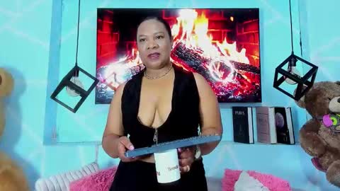 Sharon Noa online show from March 29, 11:21 am