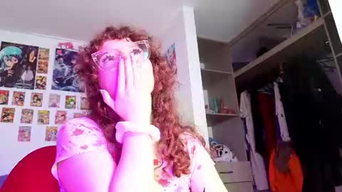 Snapshot of sharonblack_ chatting on June 10, 1:39 am kitsune online show from June 10, 1:39 am