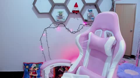 Sharon online show from January 6, 3:09 am