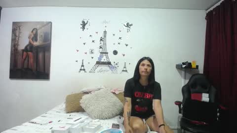 Snapshot of sharoon__cherry_ chatting on February 12, 10:46 am sharon online show from February 12, 10:46 am