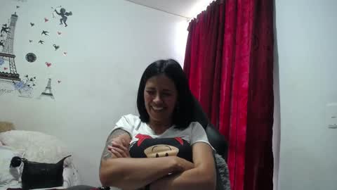 Snapshot of sharoon__cherry_ chatting on March 3, 6:12 pm sharon online show from March 3, 6:12 pm