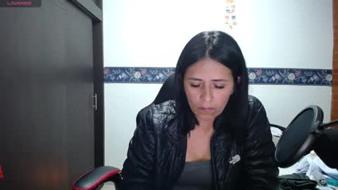 Snapshot of sharoon__cherry_ chatting on September 19, 2:13 am sharon online show from September 19, 2:13 am