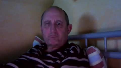 Snapshot of sharpshoder chatting on January 18, 10:28 pm Peter online show from January 18, 10:28 pm