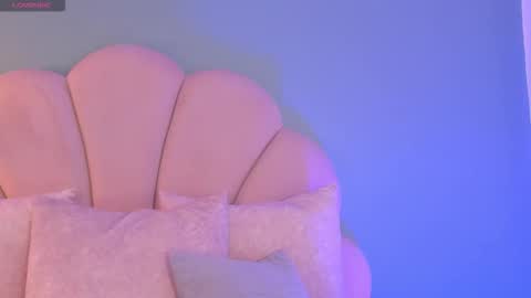 Shantall online show from November 28, 4:37 am