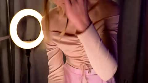 Alexandra online show from December 20, 4:41 am