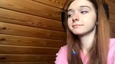 Snapshot of shavonflosi chatting on June 5, 8:20 am Maria online show from June 5, 8:20 am