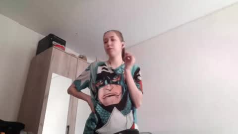 Annette online show from March 18, 5:43 am