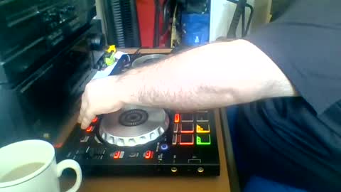 Snapshot of shawnwax123 chatting on July 15, 6:46 pm lilbone online show from July 15, 6:46 pm