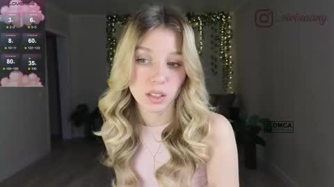 shawty_vi online show from November 14, 5:06 am