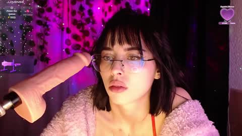 Snapshot of shayla_bbs chatting on December 26, 12:49 pm Shayla 3 online show from December 26, 12:49 pm