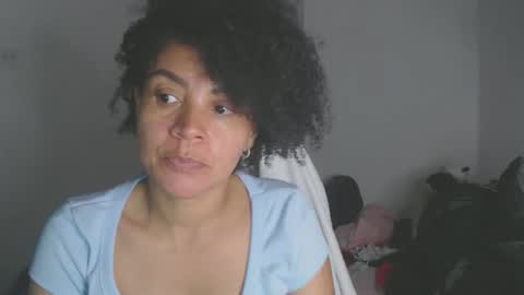 Shayna online show from December 15, 11:53 pm