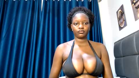 Snapshot of shayne_akinyi chatting on May 24, 8:52 am Shayne online show from May 24, 8:52 am