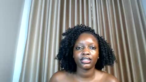 Snapshot of shayne_akinyi chatting on June 18, 9:14 am Shayne online show from June 18, 9:14 am