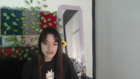 Snapshot of shaysummer chatting on March 20, 5:40 pm shaysummer online show from March 20, 5:40 pm