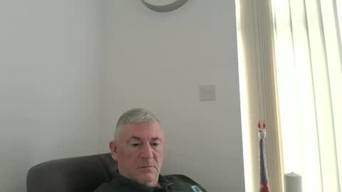 she52 online show from February 20, 12:27 pm