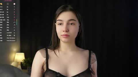 Tessa online show from April 17, 2:36 am