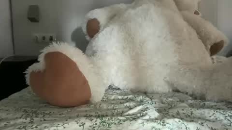 shekitty online show from March 23, 9:13 am