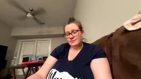 Snapshot of shelby0922 chatting on November 18, 7:57 am shelby0922 online show from November 18, 7:57 am