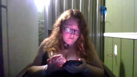 Snapshot of shelbyannn chatting on January 26, 5:02 am Red online show from January 26, 5:02 am
