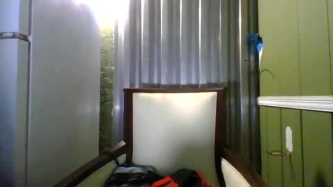 Snapshot of shelbyannn chatting on January 27, 12:43 am Red online show from January 27, 12:43 am