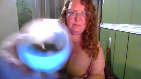 Snapshot of shelbyannn chatting on October 10, 11:48 pm Red online show from October 10, 11:48 pm