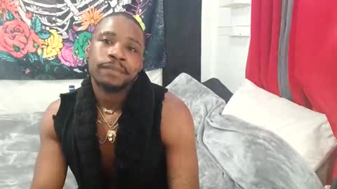 Snapshot of shelbycrazy chatting on February 27, 8:39 am King-shelb online show from February 27, 8:39 am