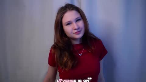 Lina online show from March 22, 1:14 pm