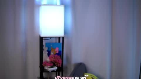 Lina online show from April 12, 2:11 pm