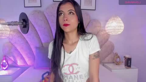 Snapshot of shelley_fox chatting on July 29, 10:57 am Shell online show from July 29, 10:57 am
