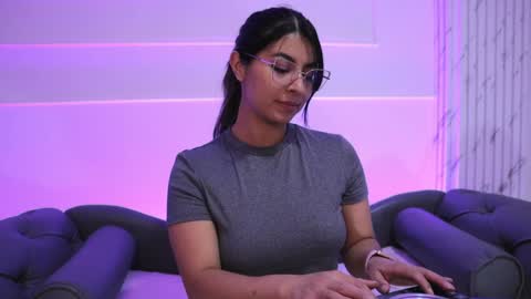  Transmission schedule Monday - Friday 715 am to 200 pm time Colombia  online show from January 21, 12:07 pm