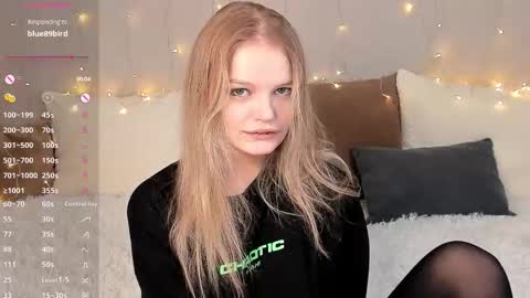 shellyboom online show from February 1, 6:06 pm