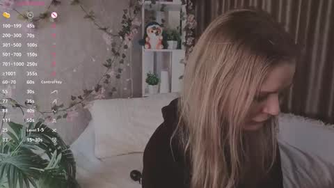 shellyboom online show from March 20, 6:13 pm