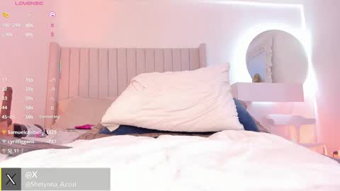 shelynna_azzul online show from October 31, 8:48 am