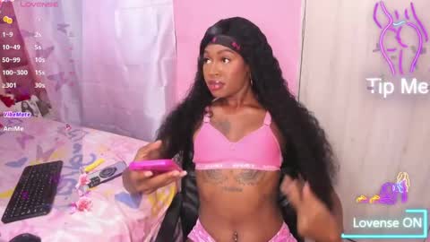 shenielxxx online show from May 21, 2:46 pm