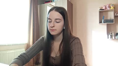 Emma online show from March 2, 1:07 pm