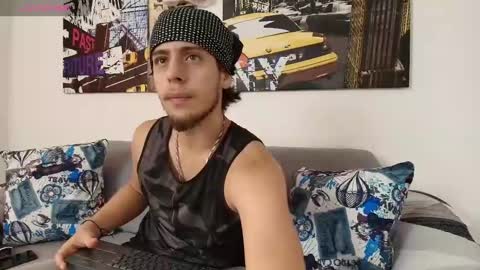 Snapshot of sherlock_holmes_ chatting on December 9, 1:45 pm Sherlock Holmes online show from December 9, 1:45 pm