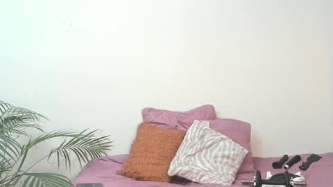 Snapshot of sherlyn_adams69 chatting on February 26, 1:00 am Sherlyn Adams online show from February 26, 1:00 am