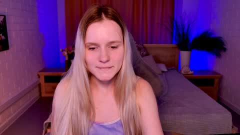 Snapshot of sherributlers chatting on May 16, 10:36 am Sweet Sherri online show from May 16, 10:36 am