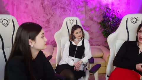 Snapshot of sheryl_elegance chatting on January 13, 2:42 pm Sheryl online show from January 13, 2:42 pm