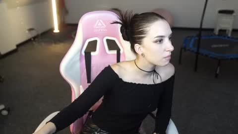 Snapshot of sheryl_elegance chatting on September 18, 10:28 am Sheryl online show from September 18, 10:28 am