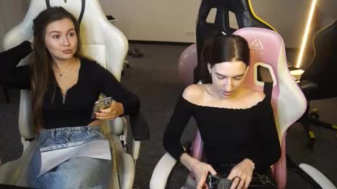 Snapshot of sheryl_elegance chatting on October 3, 10:23 am Sheryl online show from October 3, 10:23 am