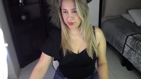 sheryl_jones online show from November 10, 12:04 pm