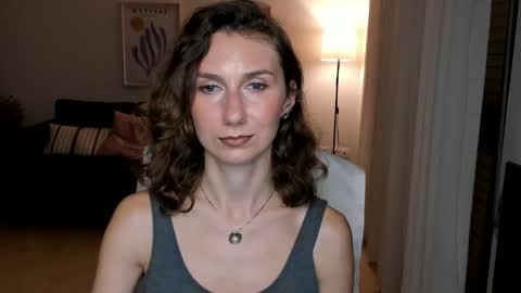 shesleepsnaked online show from January 10, 6:17 pm