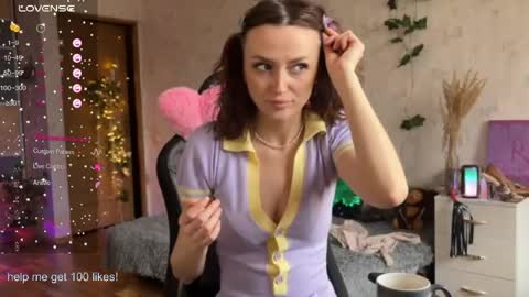 Vanessa online show from April 4, 7:50 am