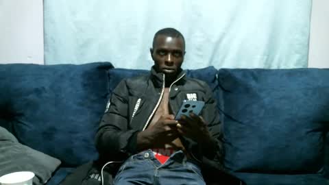 Snapshot of shikwekwe chatting on January 27, 11:54 pm Collorewamadeals online show from January 27, 11:54 pm